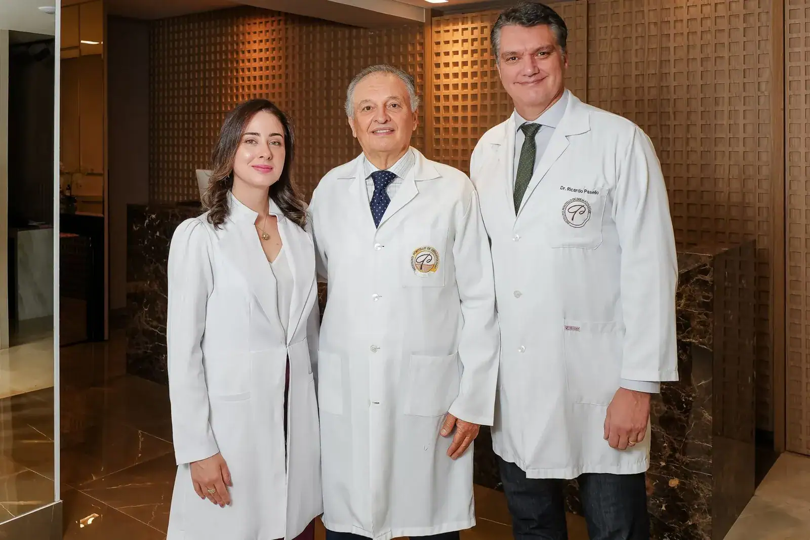 Dra. Francine Belinetti, Dr. Rubens Pontello e Dr. Ricardo Pasello, do Instituto Pontello de Dermatologia